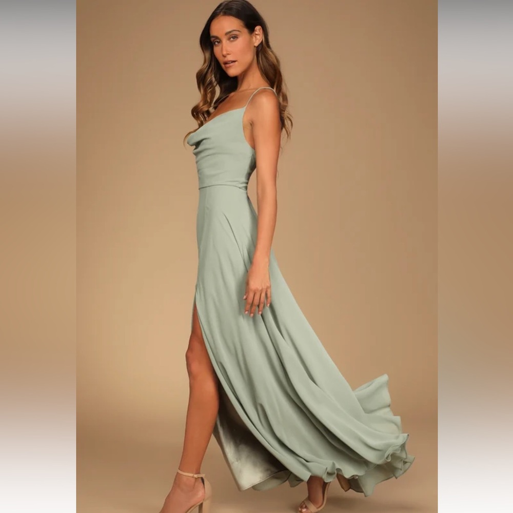 Lulu’s Romantically Speaking Sage Green Cowl Lace-Up Maxi Dress